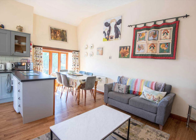Open plan dining with seating for six