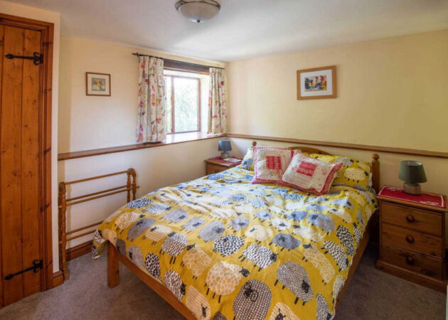 Ground floor double bedroom